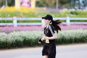 BIB: 
                            <button type="button" onclick="openModal(27852154)" class="btn btn-primary btn-sm float-right btn-popup" data-toggle="modal" data-target=".modal-high-quality">
                        <i class="fas fa-shopping-cart"></i> Add to Cart
                    </button>
                                            <button type="button" onclick="isThisMe(27852154, true)" class="btn btn-success btn-sm float-right btn-popup btn-isme hidden" data-toggle="tooltip" data-placement="bottom" title="นี่คือรูปของคุณใช่ไหม คลิกที่นี่เพื่อเอาเข้าอัลบั้ม">
                        <i class="fas fa-plus"></i> Add to album
                    </button>
                    <button type="button" onclick="isThisMe(27852154, false)" class="btn btn-warning btn-sm float-right btn-popup btn-isnotme hidden">
                        <i class="fas fa-ban"></i> Remove from album
                    </button>